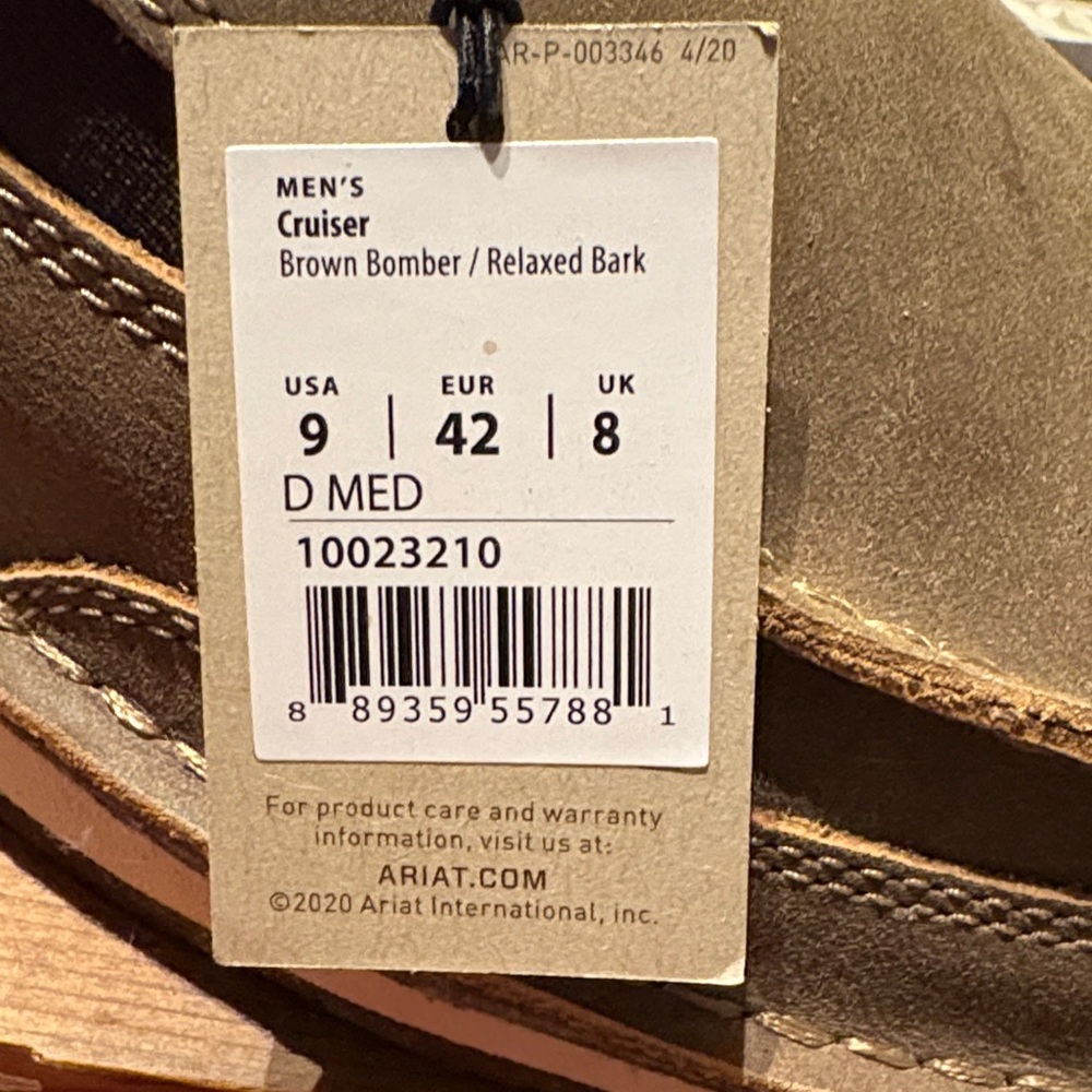 Ariat Men's Cruiser Chukka Boots in Brown Bomber